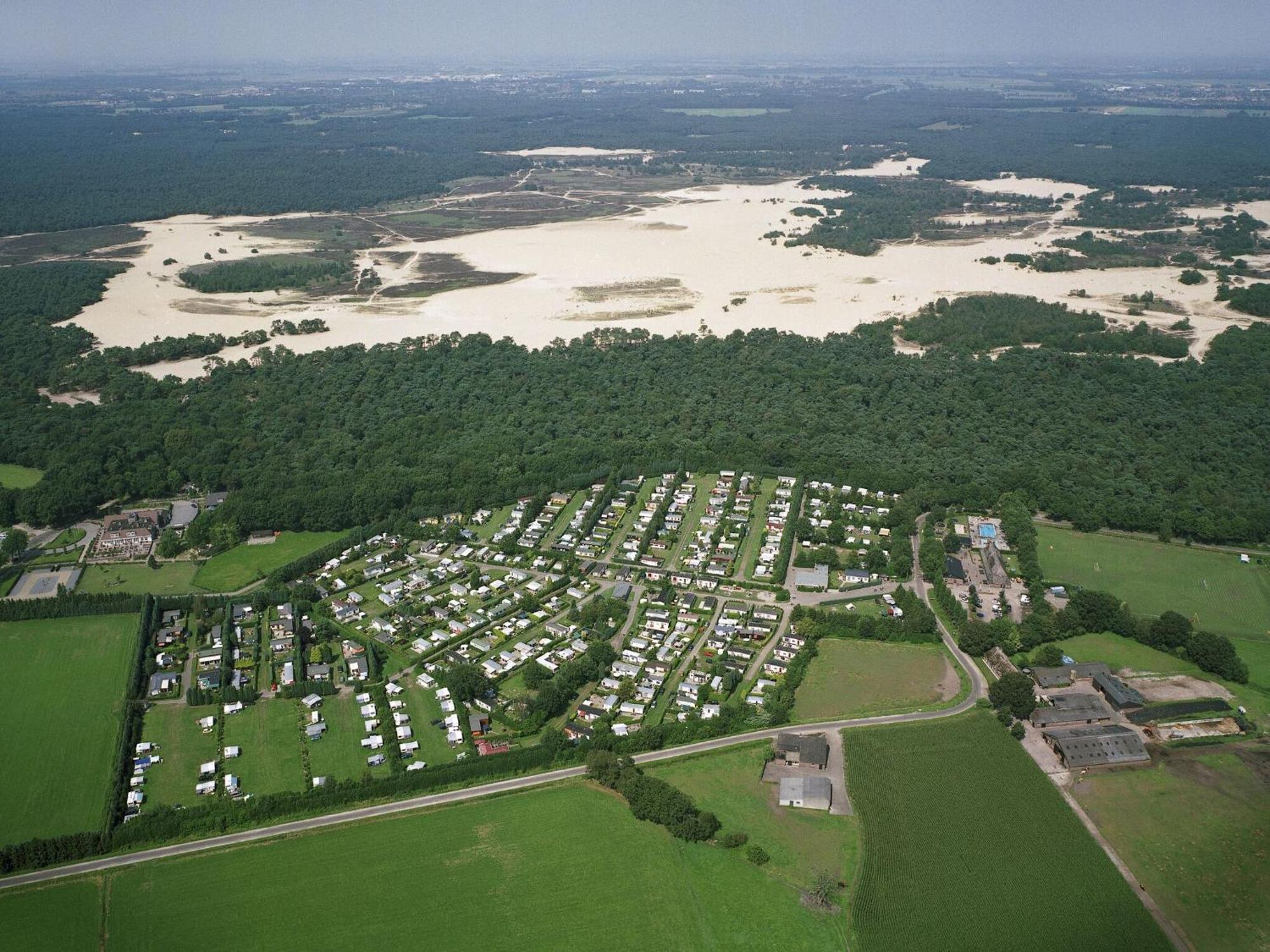 Chalet Near The Loonse And Drunense Duinen Udenhout Eksteriør bilde